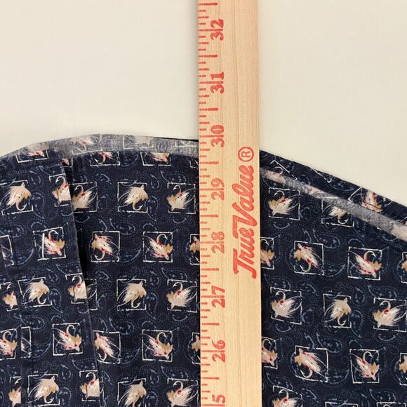 Munsingwear Shirt Mens size LT Gray Fishing Lures Long Sleeve Button Down - Picture 6 of 6